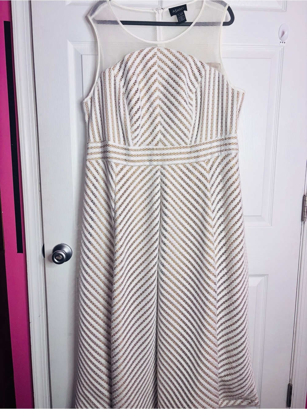 Ashro Plus Size 18W White Gold Chevron Crochet Maxi Dress Like New